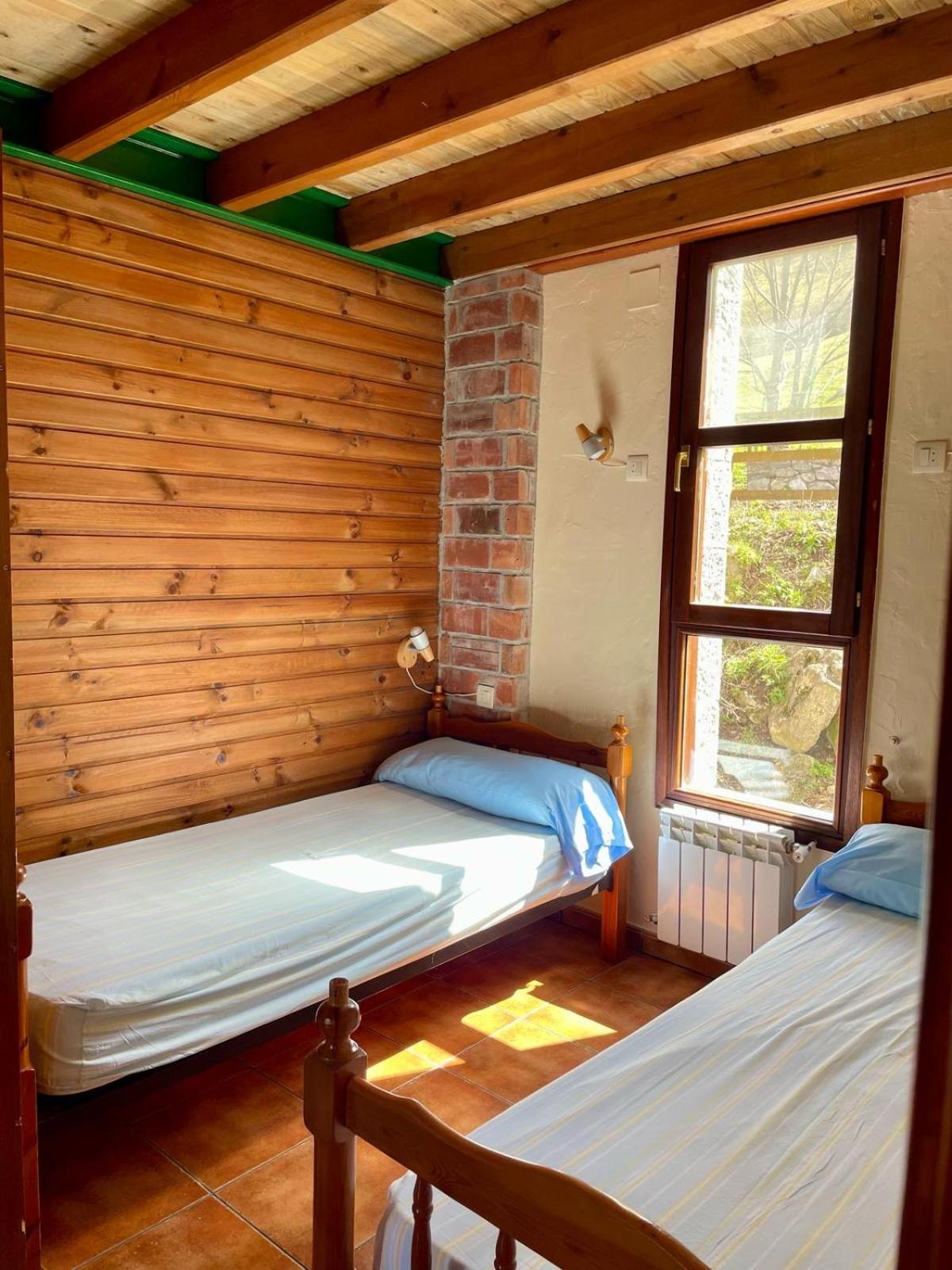 Albergue Pena Castil Sotres Exterior photo